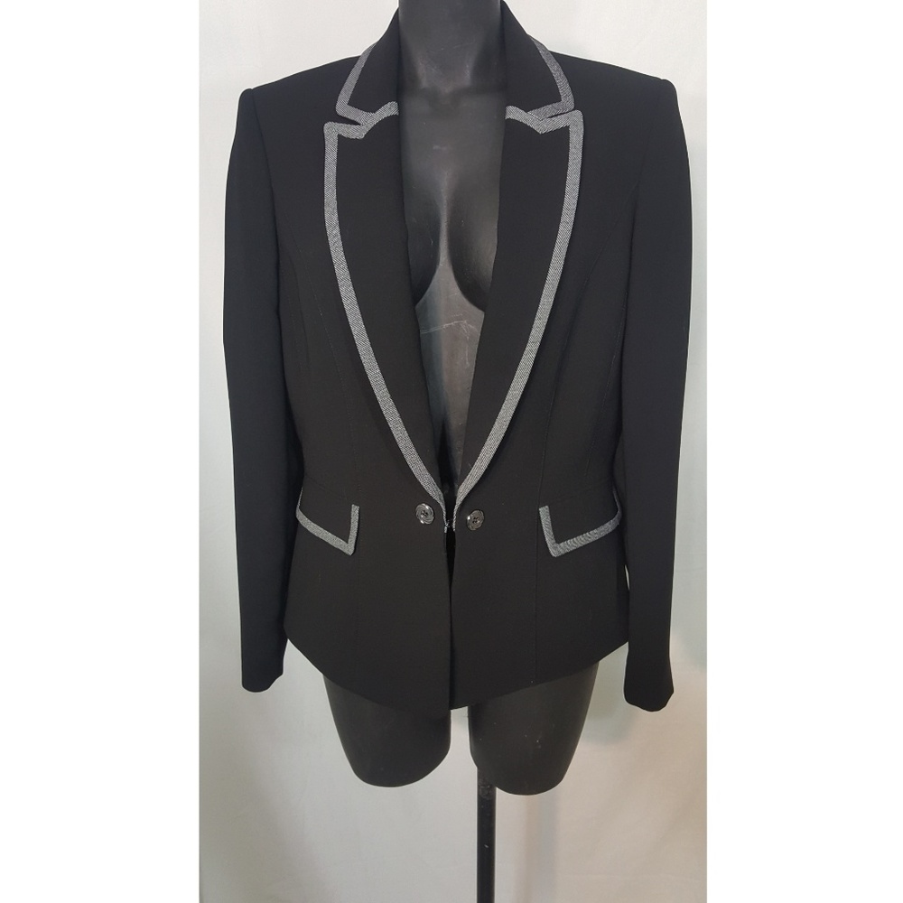 Tahari Arthur Levine Blazer